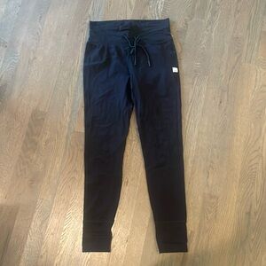 Vuori high waist legging with adjustable tie